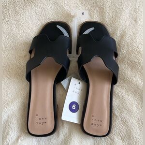 SOLD- A new day black Nina sandals